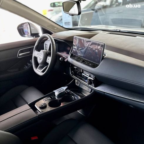 Nissan X-Trail 2024 серебристый - фото 8