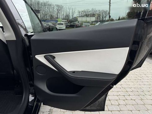 Tesla Model Y 2022 - фото 22