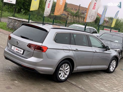 Volkswagen Passat 2020 - фото 16