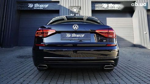 Volkswagen Passat 2018 - фото 16