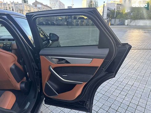 Jaguar F-Pace 2023 - фото 29