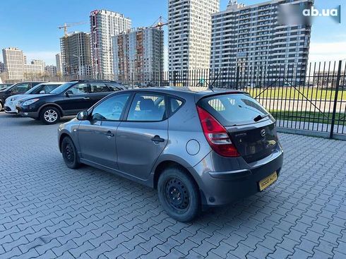 Hyundai i30 2011 - фото 5