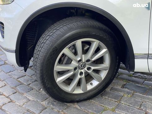 Volkswagen Touareg 2015 - фото 23