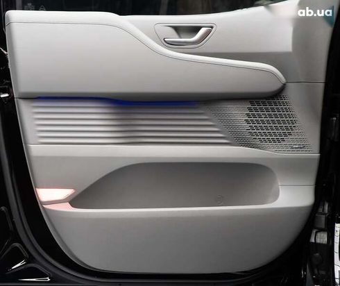 Hyundai Staria 2025 - фото 17
