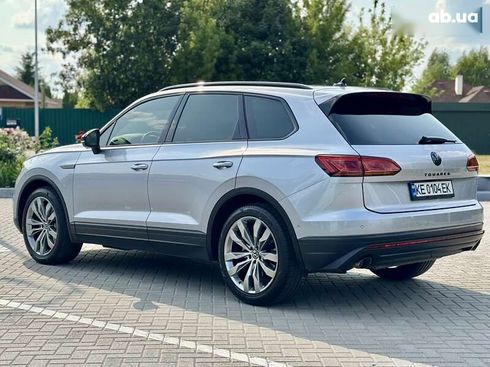 Volkswagen Touareg 2022 - фото 7
