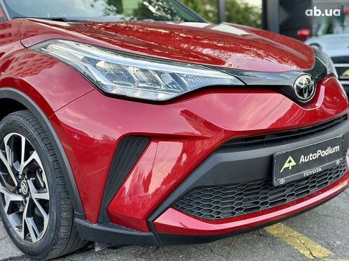 Toyota C-HR 2020 - фото 9