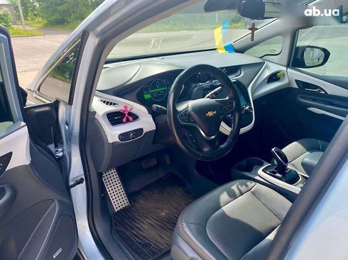 Chevrolet Bolt 2017 - фото 17