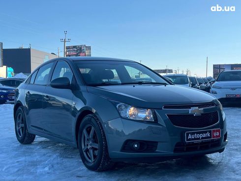 Chevrolet Cruze 2010 серый - фото 3