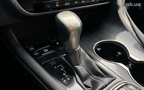 Lexus RX 2018 - фото 14