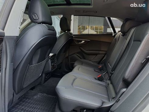 Audi Q8 2022 - фото 30