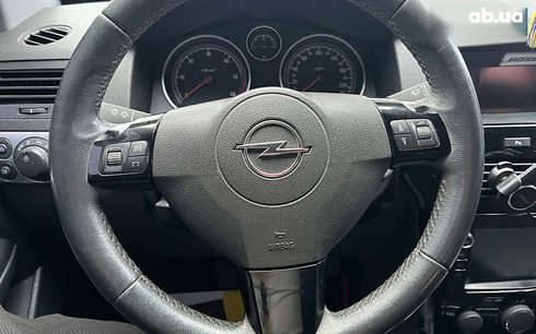 Opel Astra 2010 - фото 11