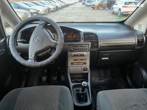 Opel Zafira 2005 черный - фото 11