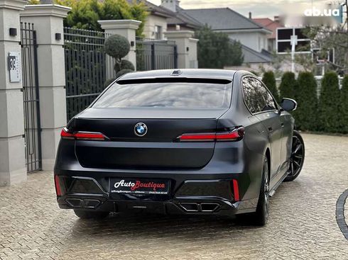 BMW 7 серия 2023 - фото 15