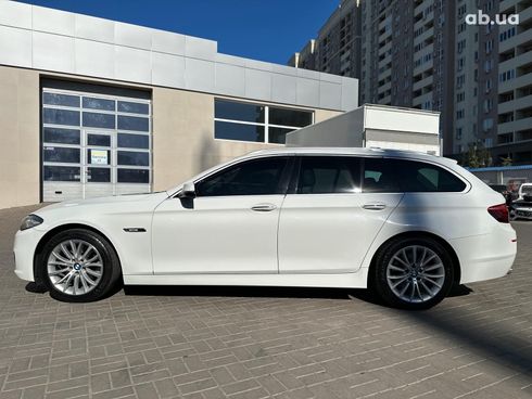 BMW 5 серия 2014 белый - фото 11