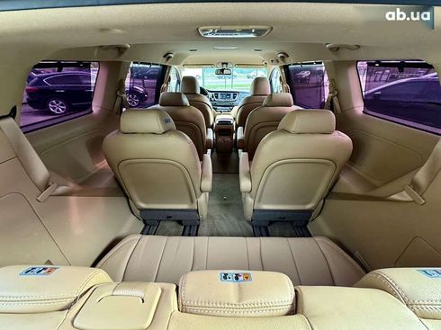 Kia Carnival 2017 - фото 3