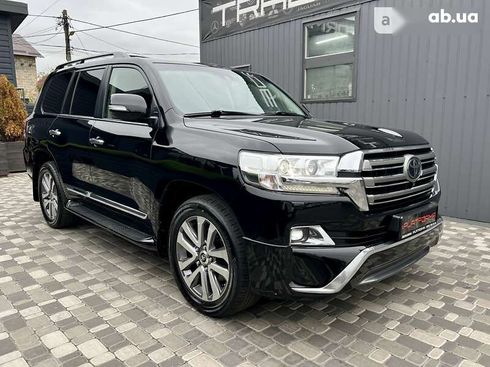 Toyota Land Cruiser 2018 - фото 12