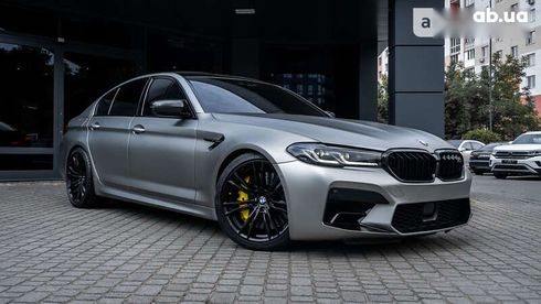 BMW M5 2018 - фото 10