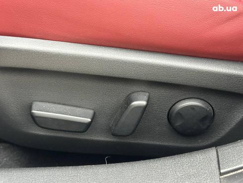 Mazda 3 2019 белый - фото 22
