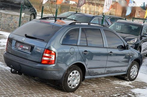 Skoda Fabia 2005 - фото 13