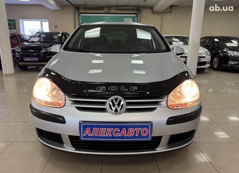 Volkswagen Golf 2005 серебристый - фото 5