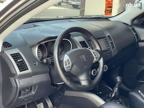 Peugeot 4007 2009 - фото 24