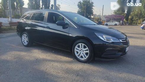 Opel Astra 2016 - фото 4