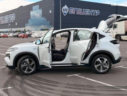 Honda M-NV 2023 белый - фото 29