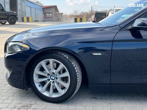 BMW 5 серия 2010 синий - фото 32