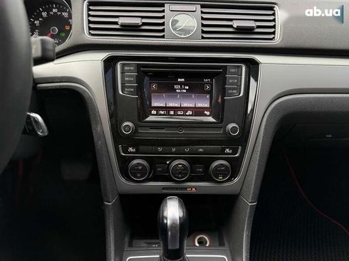 Volkswagen Passat 2016 - фото 20