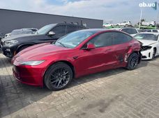Продаж вживаних Tesla Model 3 2024 року - купити на Автобазарі