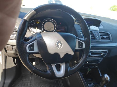 Renault Megane 2012 белый - фото 14