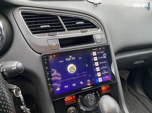 Peugeot 5008 2014 - фото 14