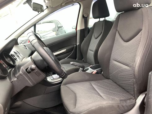 Peugeot 308 2010 красный - фото 25