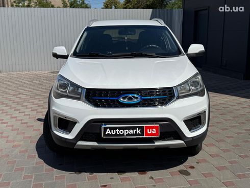 Chery Tiggo 2018 белый - фото 8