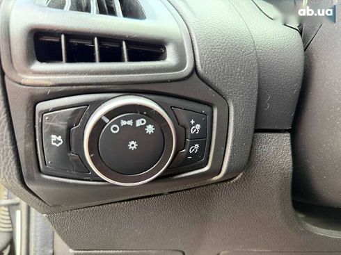Ford Focus 2016 - фото 18