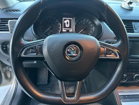 Skoda Octavia 2015 бежевый - фото 19