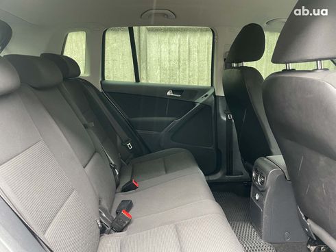 Volkswagen Tiguan 2011 серый - фото 23