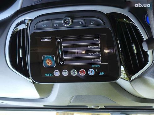Chevrolet Volt 2018 - фото 17