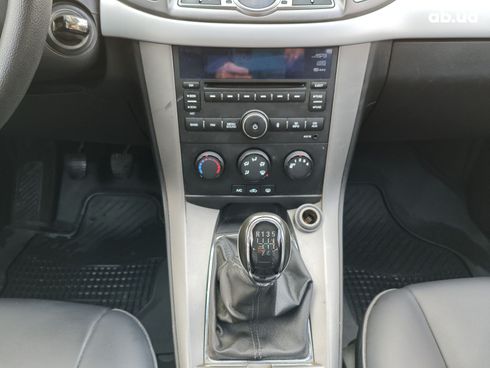 Chevrolet Captiva 2012 черный - фото 20
