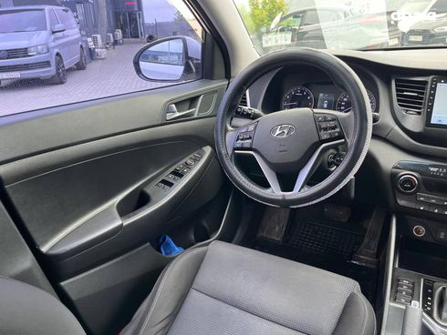 Hyundai Tucson 2016 белый - фото 18