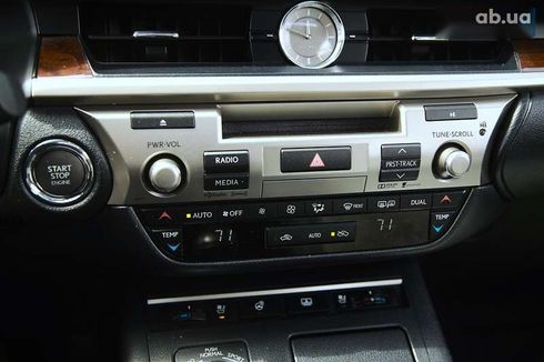 Lexus ES 2015 - фото 18
