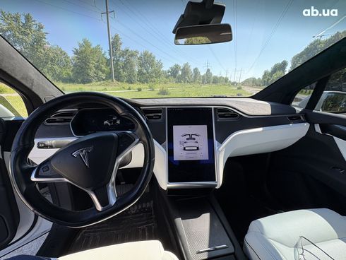 Tesla Model X 2017 белый - фото 11