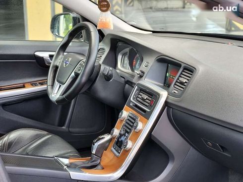 Volvo S60 2016 - фото 19