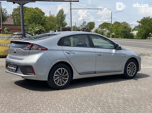 Hyundai Ioniq 2020 - фото 20