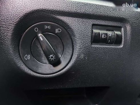 Skoda Fabia 2008 - фото 17