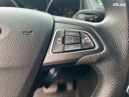Ford Focus 2017 бежевый - фото 23