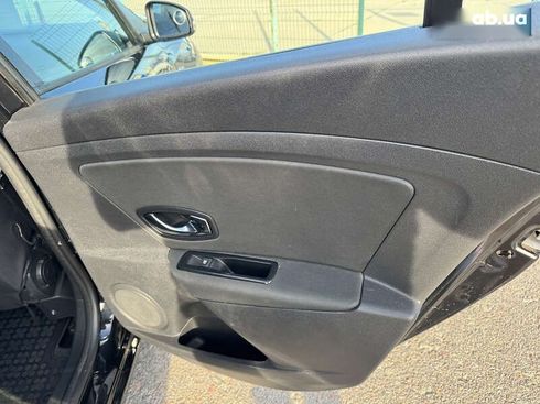 Renault Megane 2015 - фото 30