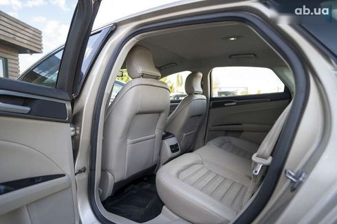 Ford Fusion 2016 - фото 29