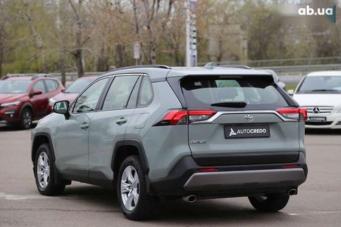 Toyota RAV4 2019 - фото 8