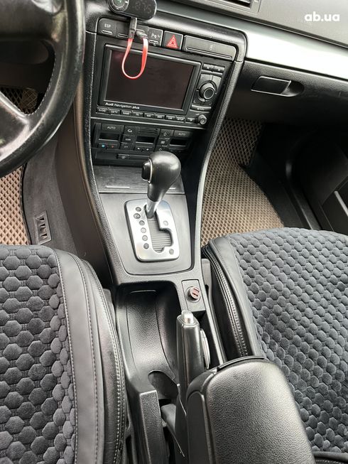 Audi A4 2005 бежевый - фото 10